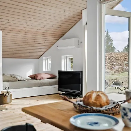 Beautiful In With Kitchen *