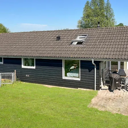 بيت للعطل Beautiful In With Kitchen Rude (Sjaelland og Oerne)