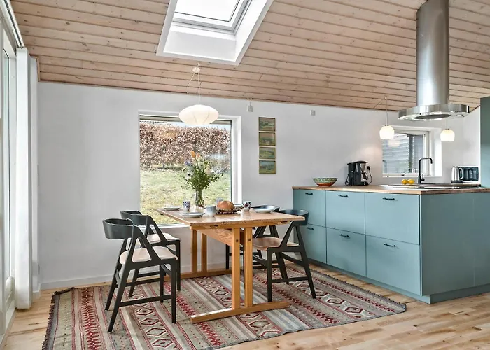 Beautiful In With Kitchen